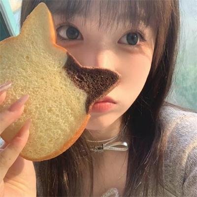 双镯海报